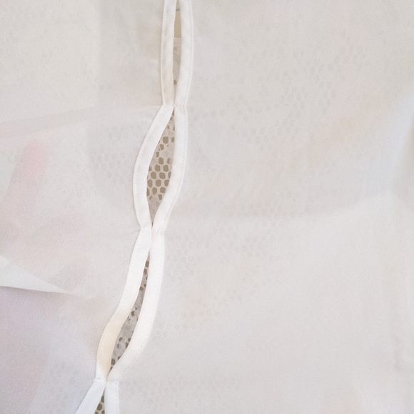 🌲Women's Lace Blouse Size S - Picture 10 of 10